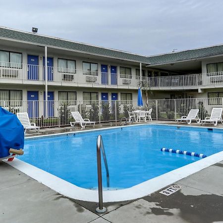 Motel 6-Port Allen, La - Baton Rouge Экстерьер фото