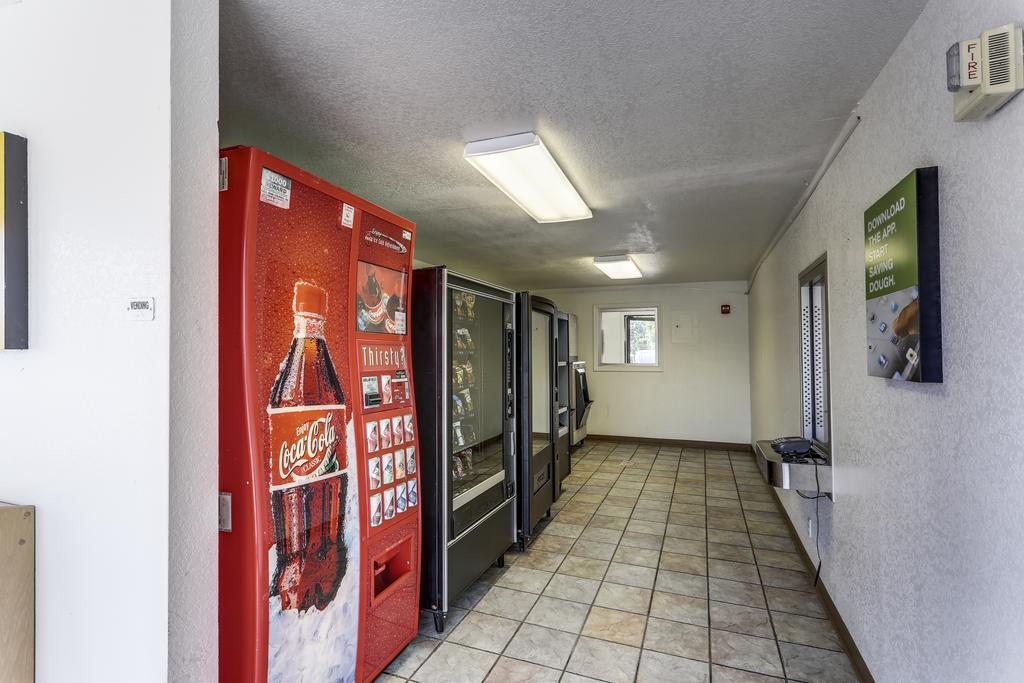 Motel 6-Port Allen, La - Baton Rouge Экстерьер фото