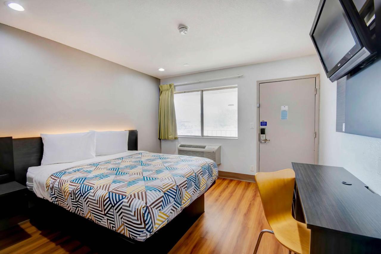 Motel 6-Port Allen, La - Baton Rouge Экстерьер фото