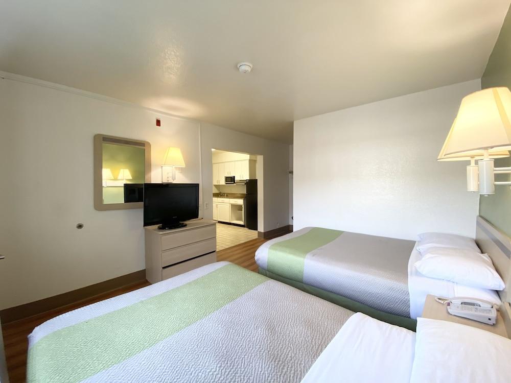 Motel 6-Port Allen, La - Baton Rouge Экстерьер фото